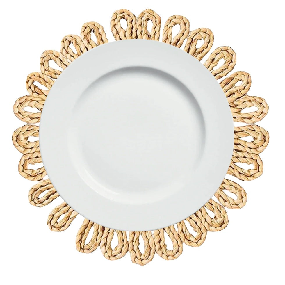 Tablescape table accessories, beaded napkin rings, linen napkins and placemats.