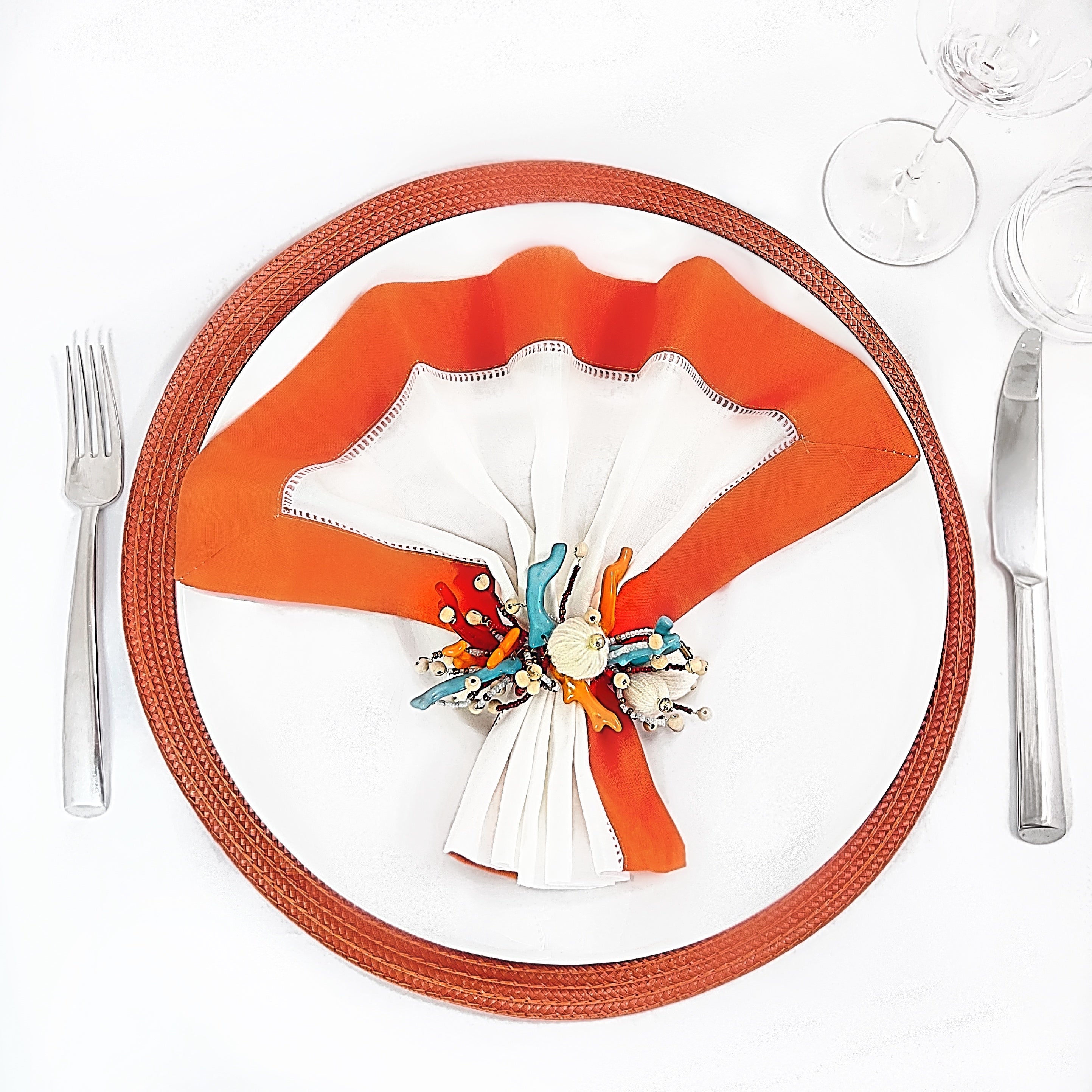 Antigua Table Accessories Collection Napkin Rings, Napkins & Placemats