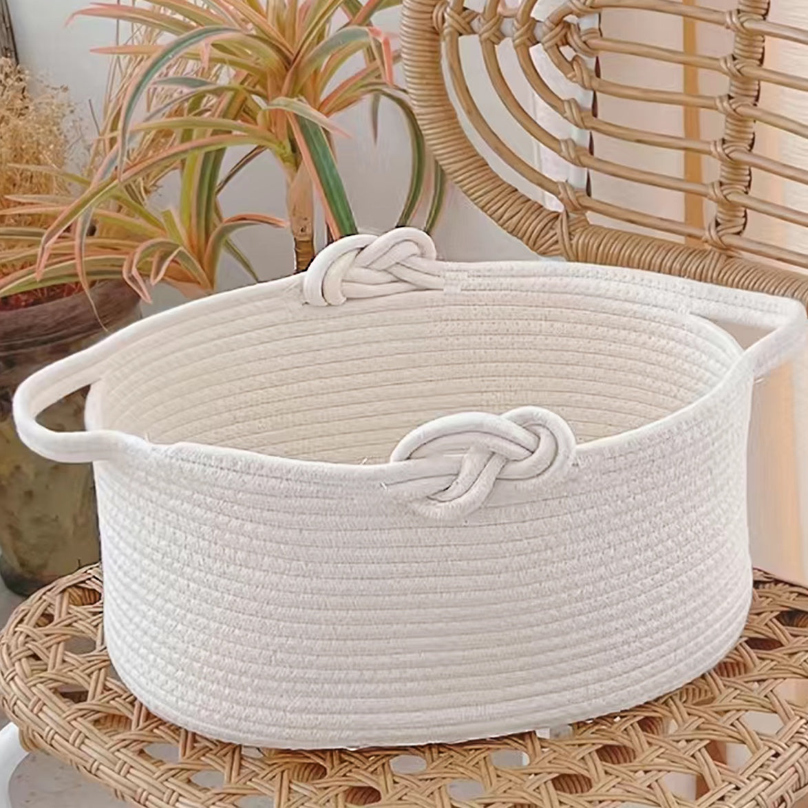 Braided Rope Oval Basket in White