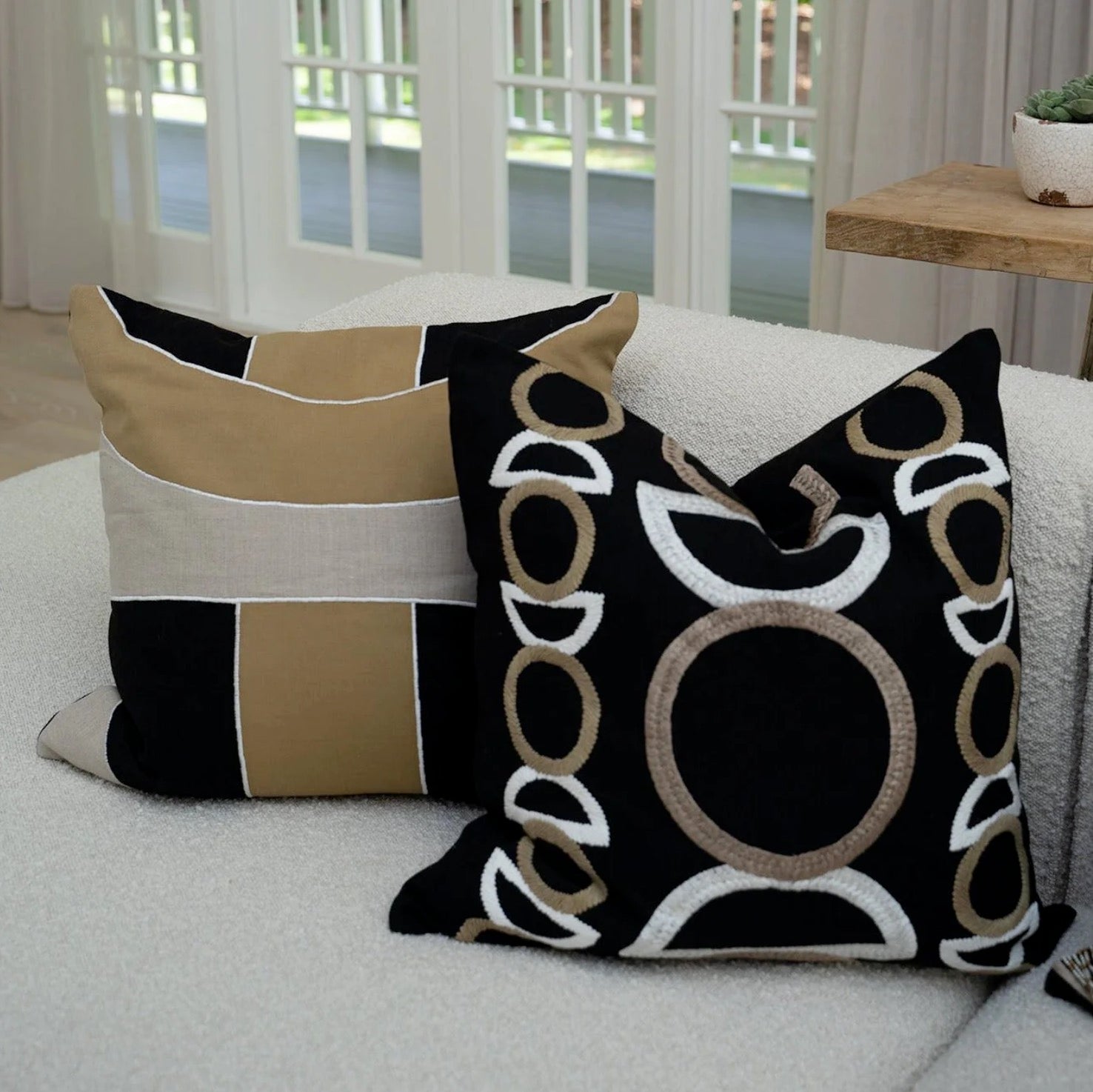 Bandhini Black Inter Gem Cushion Bundle