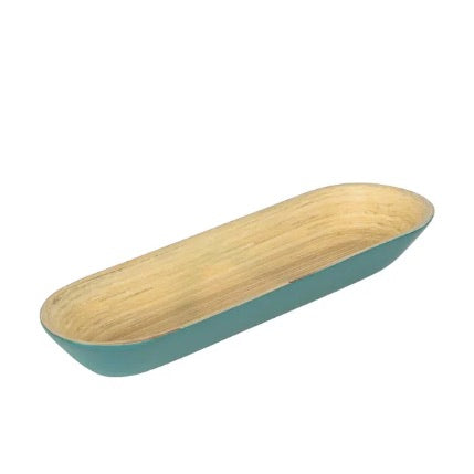 Tablescapes and table accessories, beaded napkin rings, linen napkins and placemats.